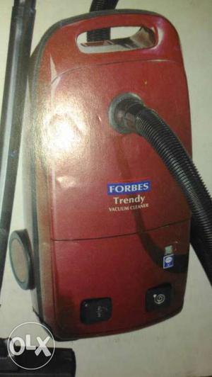 Forbes trendy vacuum cleaner with all its parts