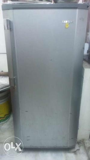 Good condition fridge for small families