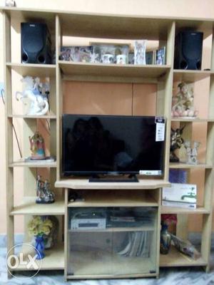 I want to sell this 1 years old tv rack.