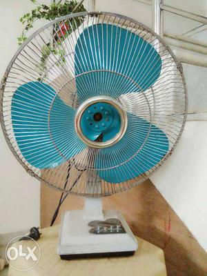 Khaitan table fan in good condition