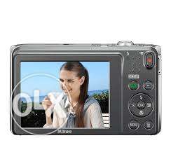 Nikon Coolpix S point and shoot 20.1 MP
