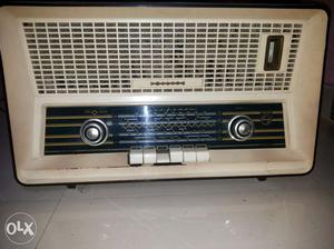 Philips valve radio fully working condition 85;;