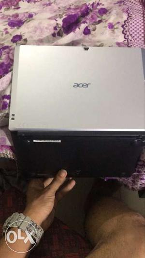 Touch and type mini laptop in good condition