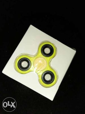Yellow And Black Fidget Hand Spinner