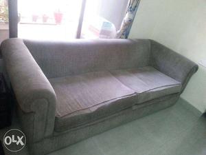3 seater sofa with slashed down price!!