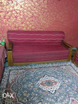 5 seater sofa in excellent condition. Please