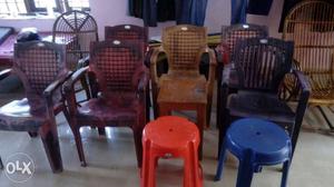 6 chair's,2 chooral chair's,3 stool's,king size