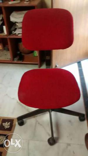Chair with wheels, in good condition, hardly used