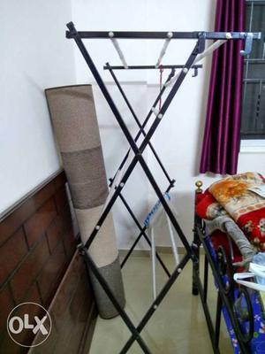 Clothing rack with very very good condition
