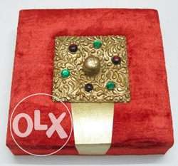 Elegant gift box for anniversary or birthday Rs 350 only
