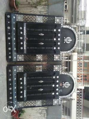 Iron heavy gate in good condition
