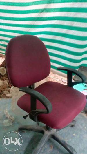 Office chair. Not use. Longly