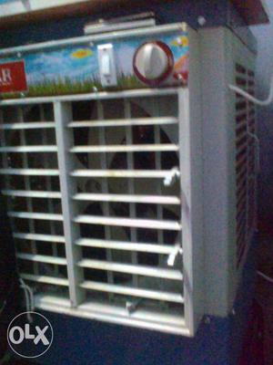 Polar cooler in 11 month warranty in new condition