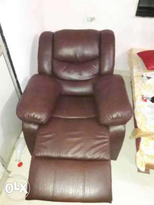 Rocking n recline chair.. 2in1 hardly used
