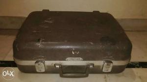 SUITCASE (Gray Hardside Luggage)