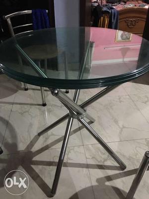 Set of 2 round table