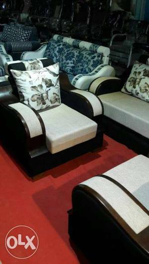 Stylish wooden sofa in wholesale rate