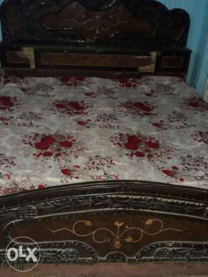 White And Red Floral Bed Sheet