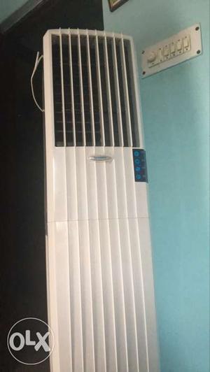 White Floor Type Air Conditioner