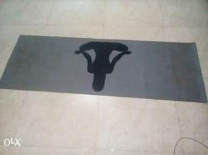 Yoga mat in completely fine condition.