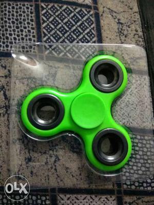 Green 3-wing Hand Spinner