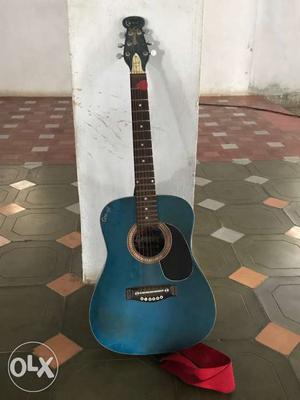 Learning Guitar in an excellent condition