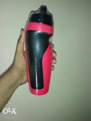 Nike new shaker bottle