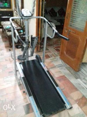 4in1 manual treadmill brand new condition only