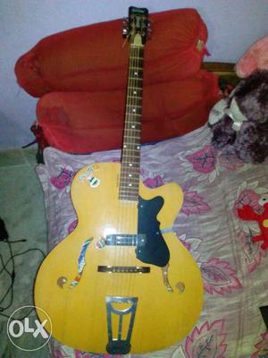 4months old givson semi austic + electric guitar,