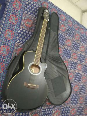 Black Single-cut Acoustic Guitar With Soft Case