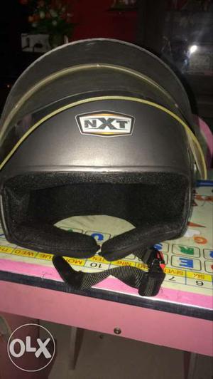 Fix prise,ladies helmet.nt even single day, its fully light