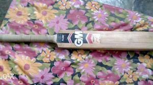 Original g.m cricket bat premium addition real