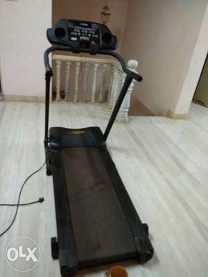 Physque Treadmill for sale good condition motor