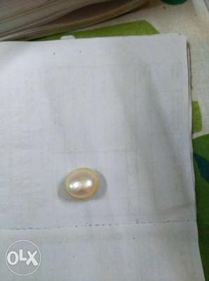 Pure white pearl, 7-8 Rati, used, 2 months old