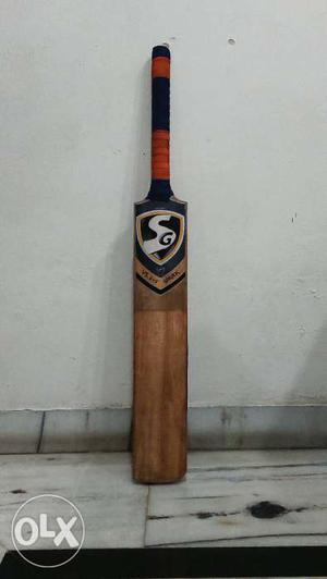 SG Cricket Bat (Kashmir Willow)
