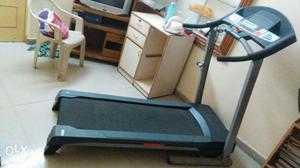 Treadmill with excellent condition look like new