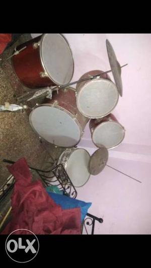 Used drum set one year old medium condition and