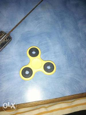 Yellow And Black Fidget Spinner