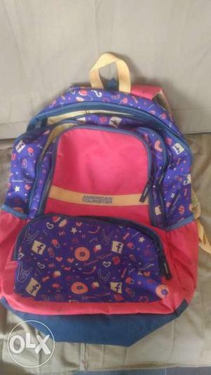American tourister new bag for college and laptops.