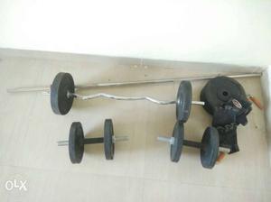 Black Ez Curl Barbell With Two Dumbbells