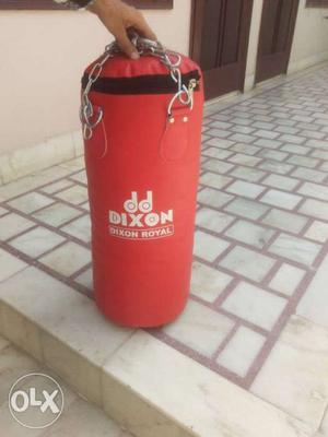 DD Dixon boxing kit with gloves in fully new condition