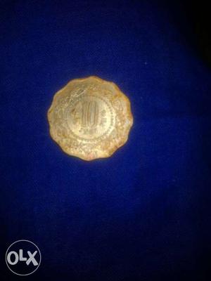 Gold Scallop Coin