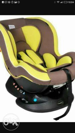 Good Baby Car seat. Almost new condition. Infant to 4.5
