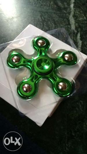 Green 5-blade Fidget Spinner On Box