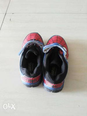 NEW spiderman shoes for kids from 3-4 year old.new shoes