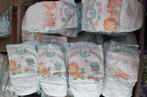 New Pampers Sticker style diapers in ₹4