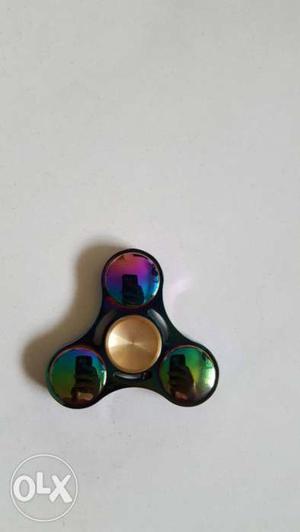 Polarized Hand Spinner