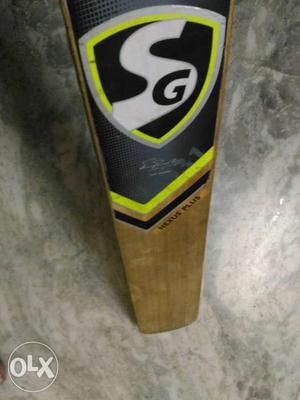 SG kashmiri willow cricket bat good condition not