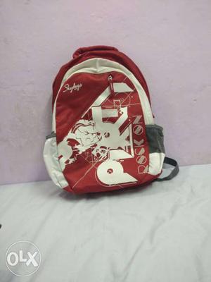 Skybag Pogo Red 32L casual backpack Not at all