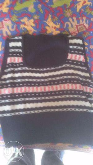 Sparing Used Wollen Sweater.